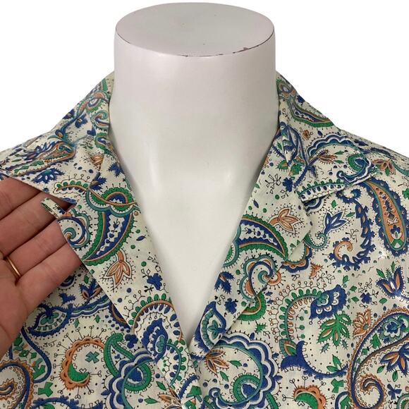 1960s Paisley Print Button Up Blouse Shirt Top / Women’s Small * - Picture 2 of 4